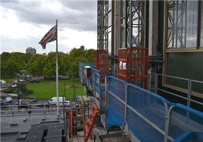 Mast Climbing Work Platform At The London Hilton Hotel